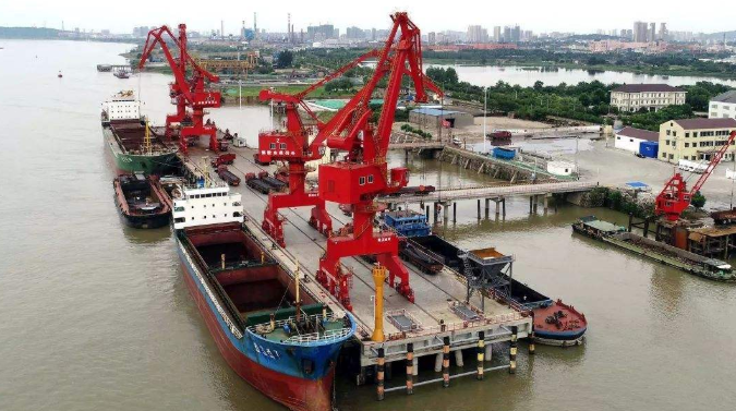 云浮概述露天料场港口封闭问题的实行方法